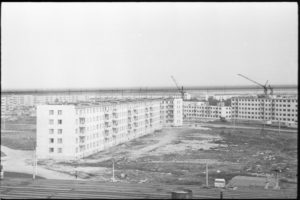 Kortermajade ehitus Mustamäe 5. mikrorajoonis. Foto: Uno Oksbusch. Ajaloomuuseum N 45050:13