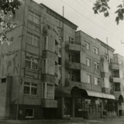 Eksperimentaalse fassaadiga paneelelamu Kalamajas. Arhitekt Erkki Valdre, EP. EAM Fk 4690. Eesti Arhitektuurimuuseum.